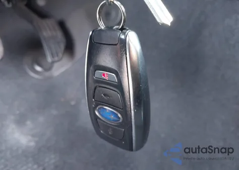 2022 Subaru Crosstrek Limited from USA, damaged, VIN JF2GTHNCXN8218559